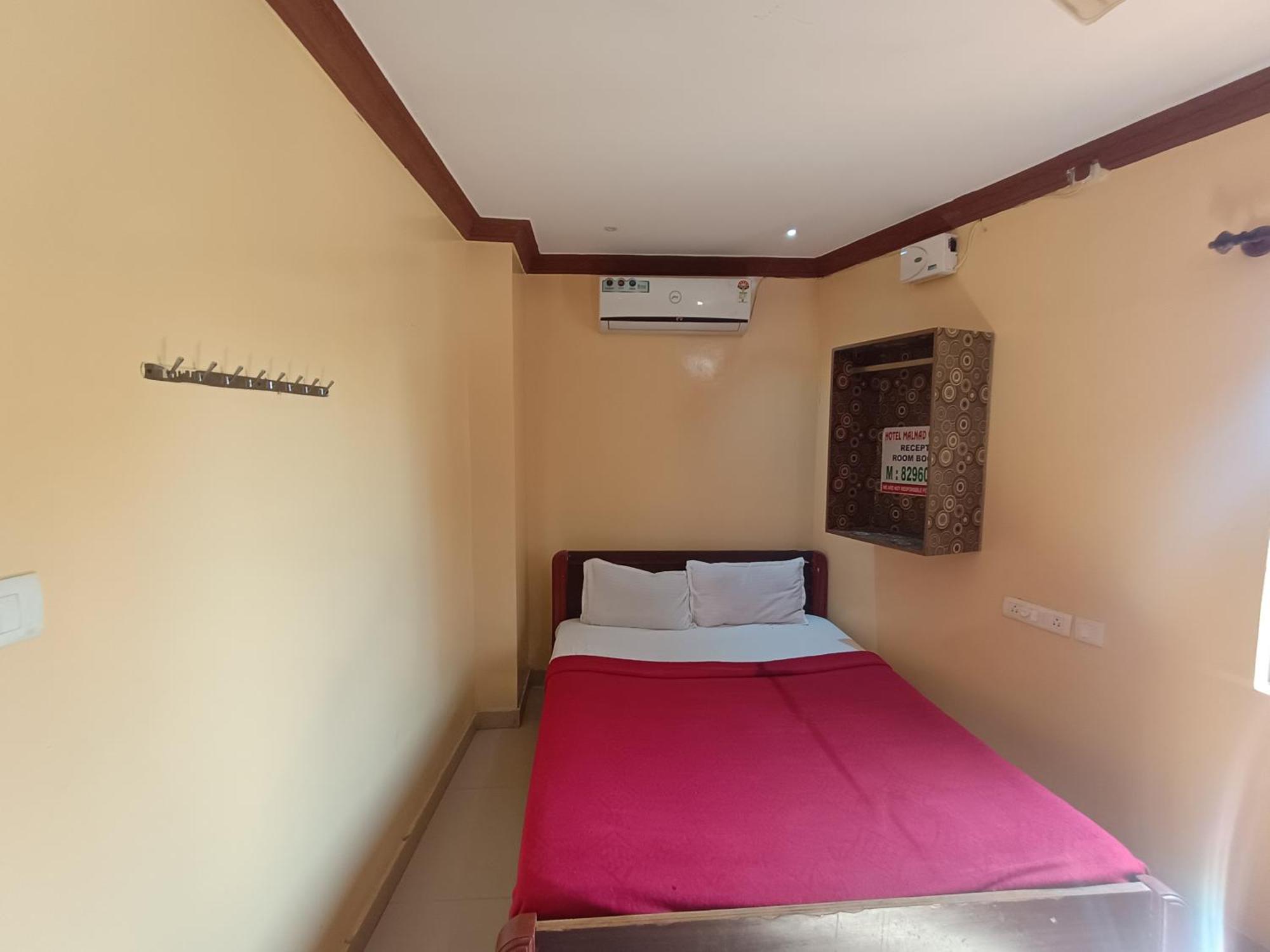 Hotel Malnad Grand Inn Kumbalgod ภายนอก รูปภาพ