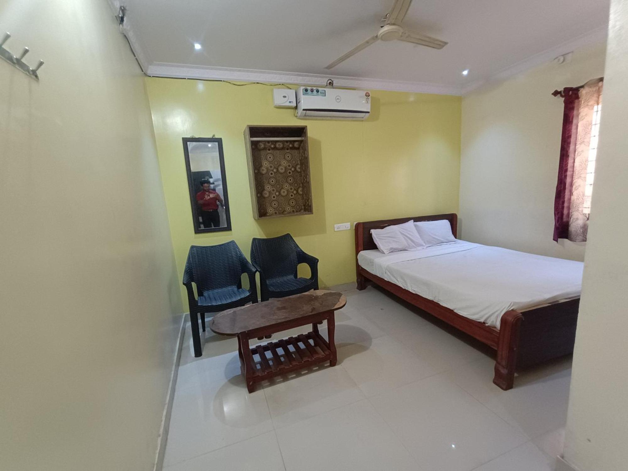 Hotel Malnad Grand Inn Kumbalgod ภายนอก รูปภาพ