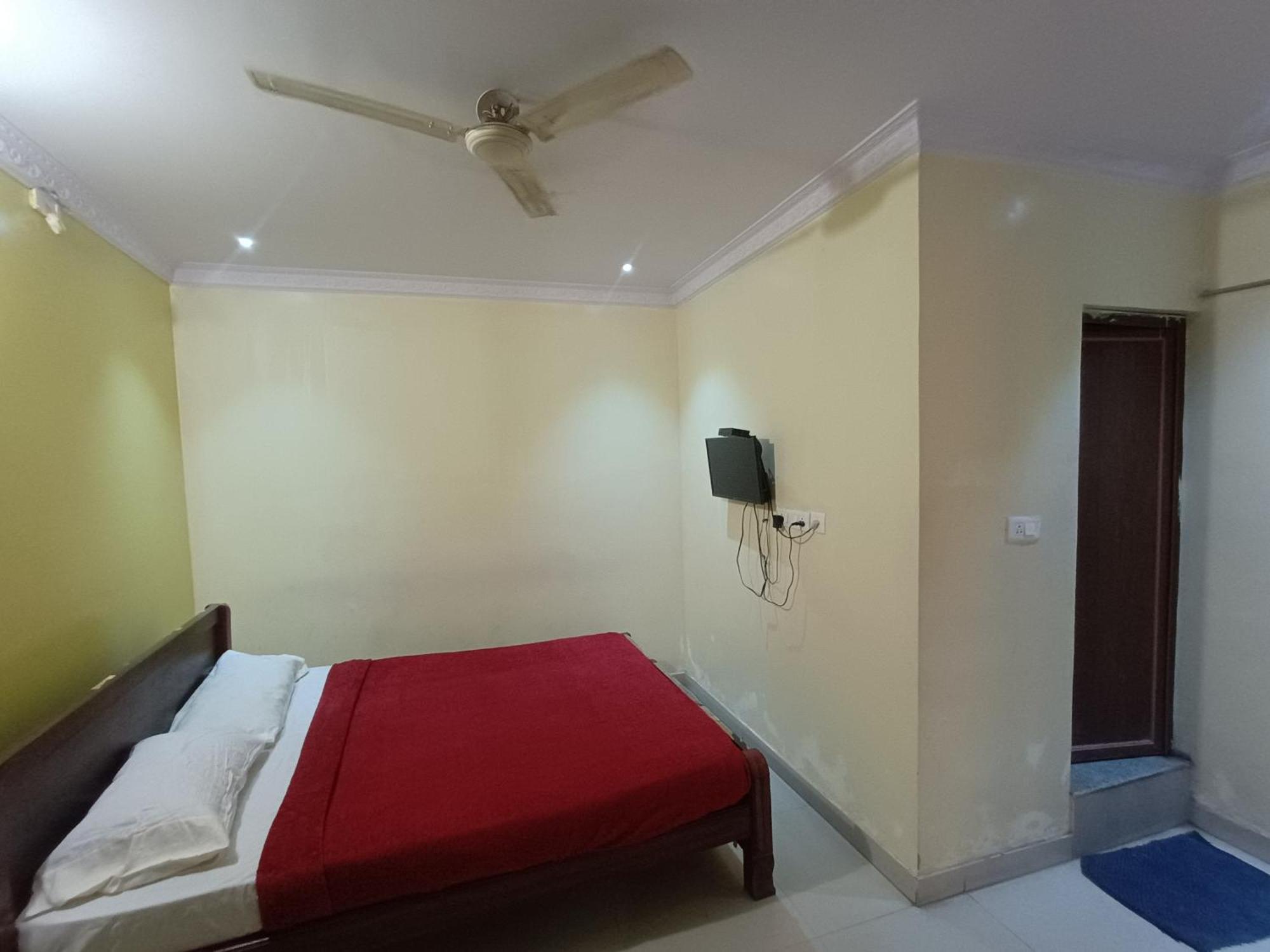 Hotel Malnad Grand Inn Kumbalgod ภายนอก รูปภาพ