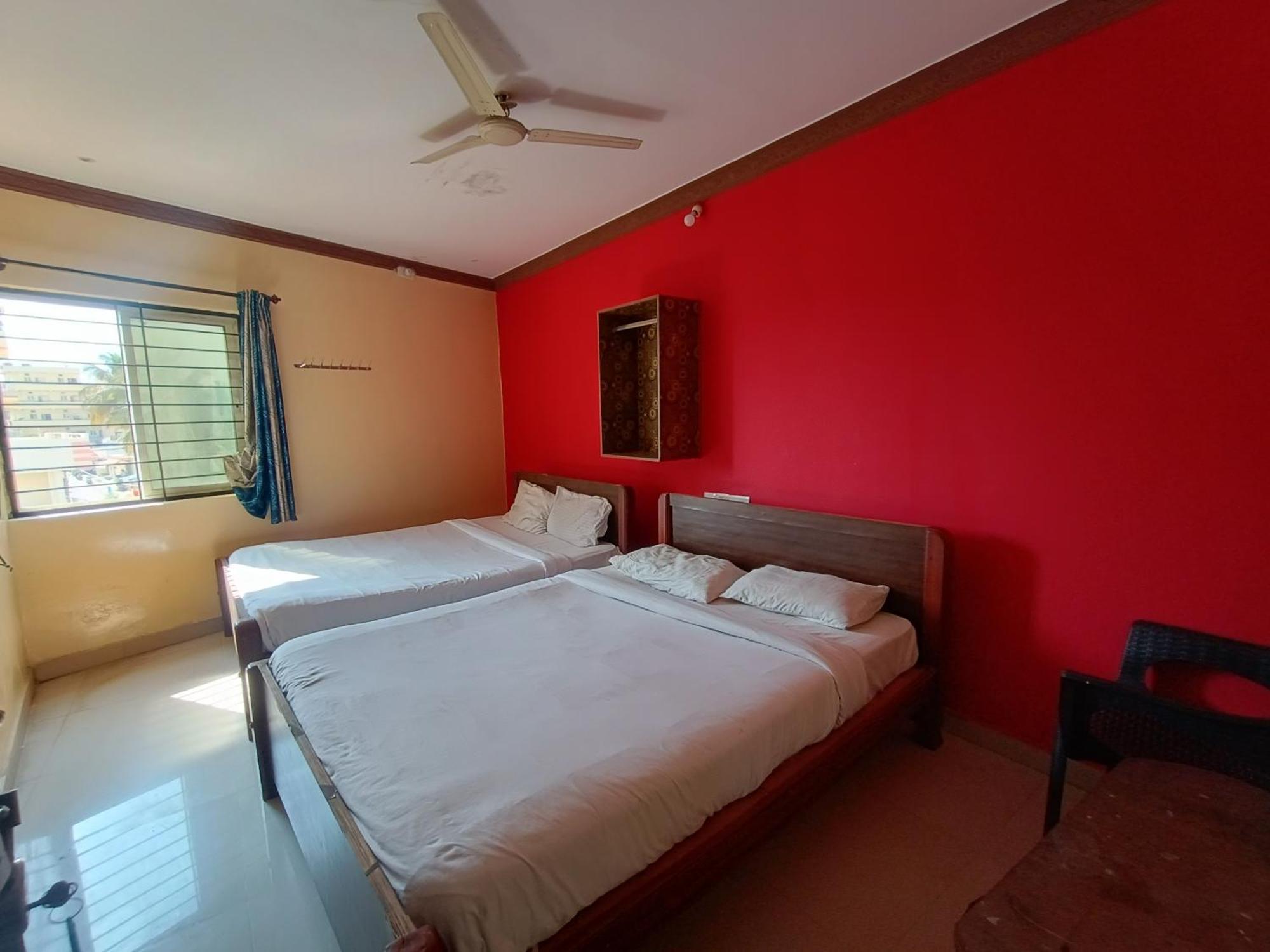 Hotel Malnad Grand Inn Kumbalgod ภายนอก รูปภาพ