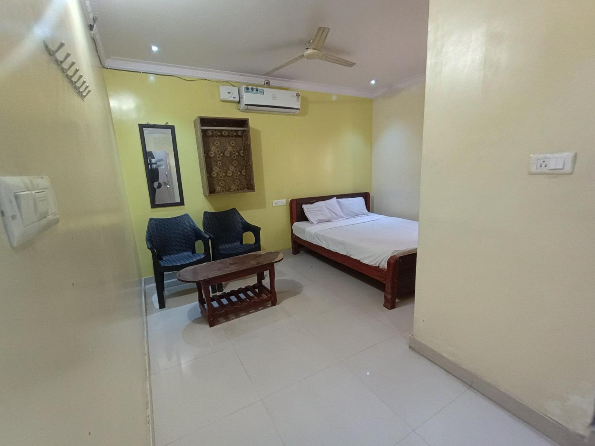 Hotel Malnad Grand Inn Kumbalgod ภายนอก รูปภาพ