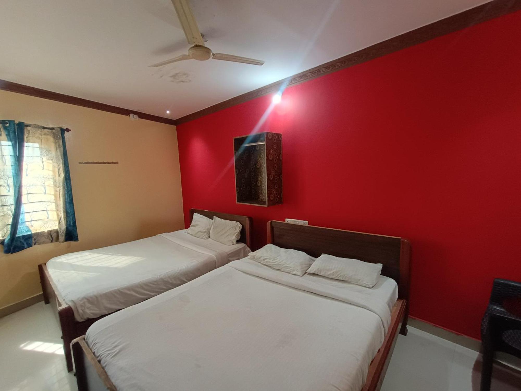 Hotel Malnad Grand Inn Kumbalgod ภายนอก รูปภาพ